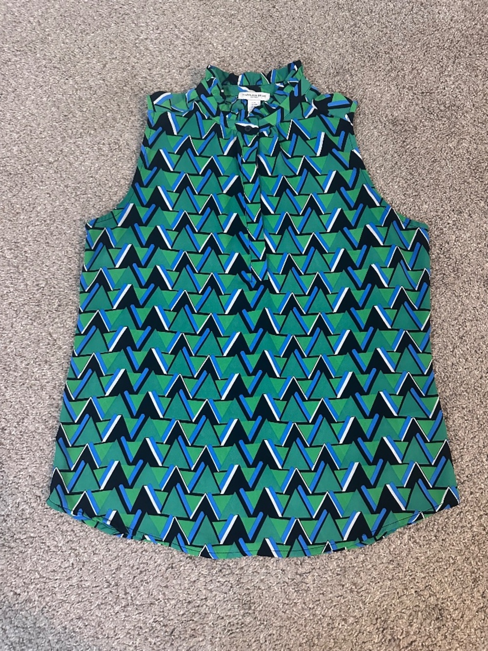 Womens Size Medium Carolina Belle Green Blue and Black Pattern Sleeveless Blouse